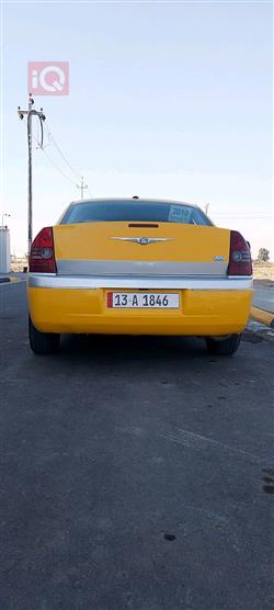 کرایسلەر 300